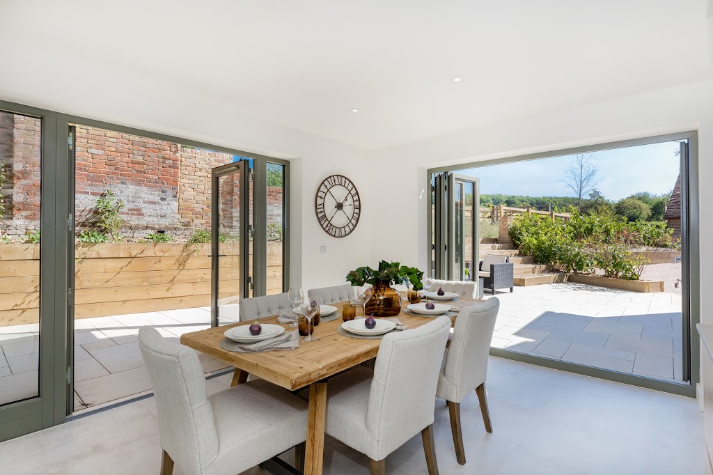 CJ Property Marketing Ltd Photo 1